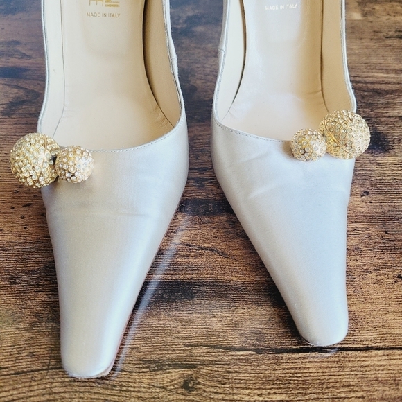 Gianni Versace Women Heels Size 36 6 Ivory Wedding Formal Jewels Pearls Designer - Picture 2 of 10
